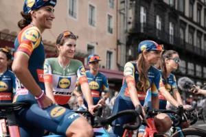 23/07/2023 - Tour de France Femmes avec Zwift 2023 - Etape 1 - Clermont-Ferrand / Clermont-Ferrand (123,8 km) - LONGO BORGHINI Elisa (LIDL - TREK)