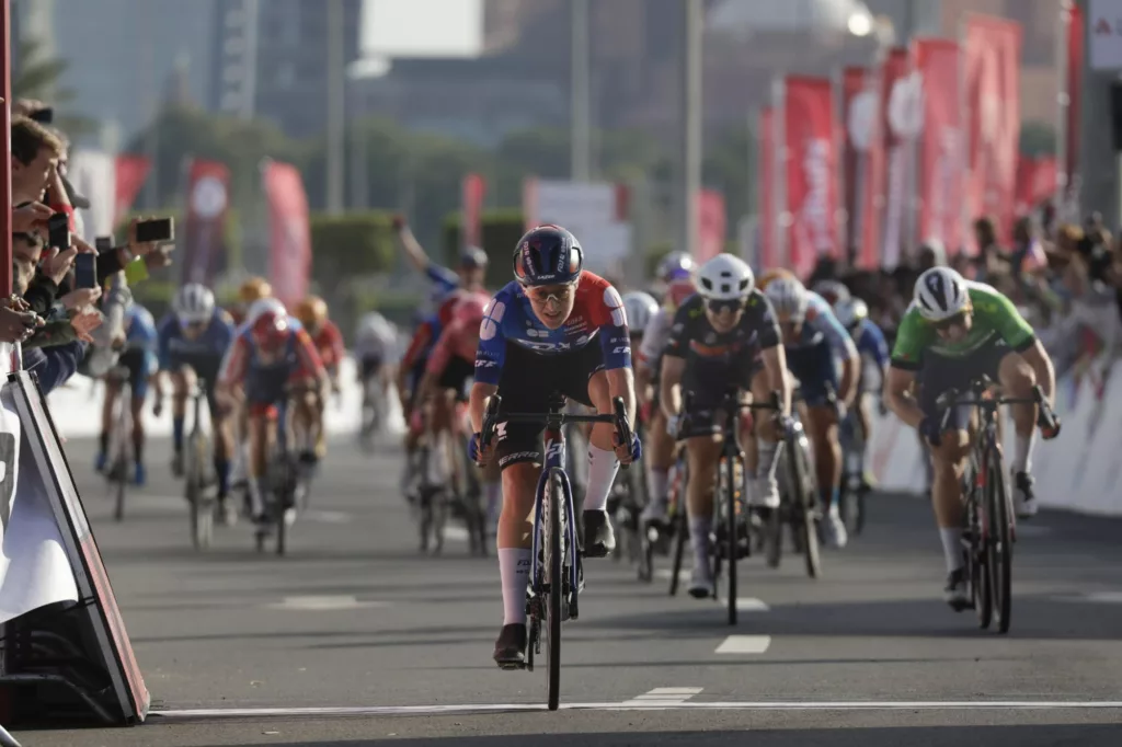 Kopecky Clinches UAE Tour Victory as Amber Kraak holds on for solo stage victory